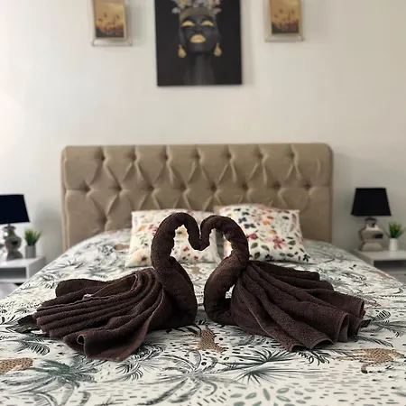 « le Madeleine » * מרסיי