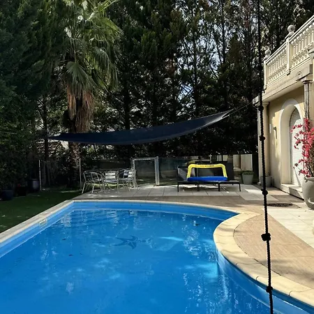 Piscine Confort, Barbecue 4 Etoiles