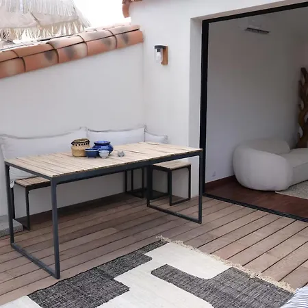 Tropicales Calanques Holiday home *