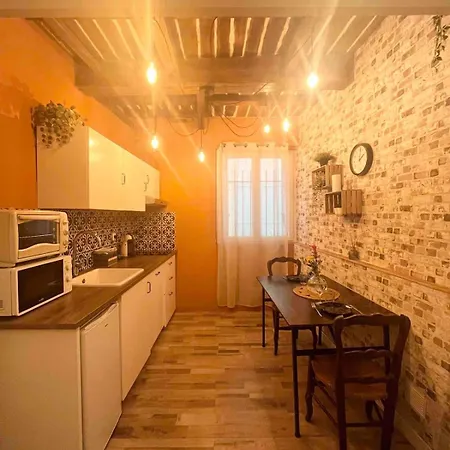 Happy - Cozy Flat In The Historical Center * Marseille