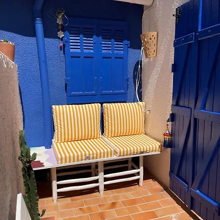 Petite Maison Avec Terrasse