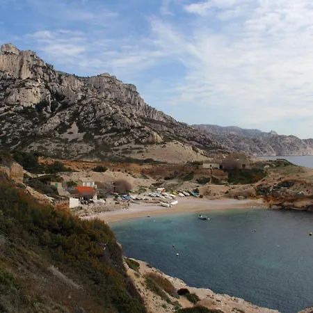 Adira Resid'marseille Vieux-port 2 Etoiles