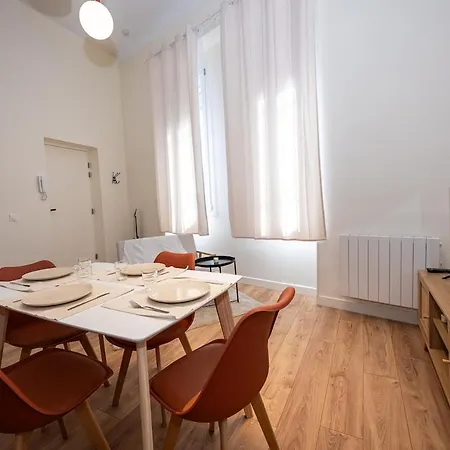 Exceptional Loft - 2 Bedrooms *
