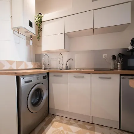 Apartment Equipe 4 Couchages A 600m De La Des Catalans Marseille