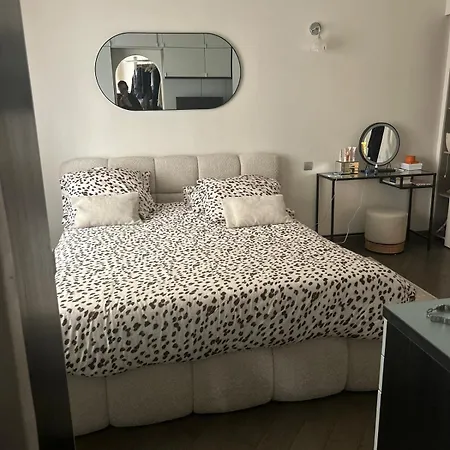Apartment Catalans Flat