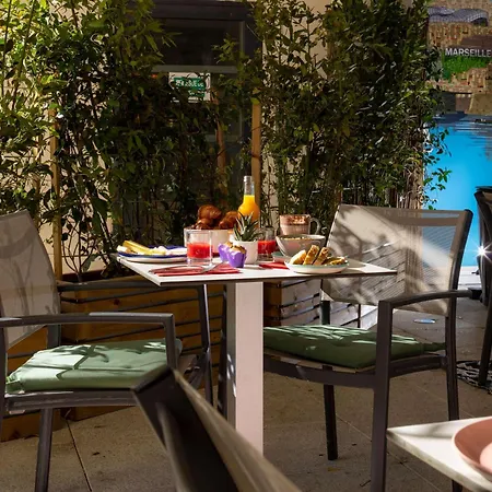 Otel Novotel Centre Euromed