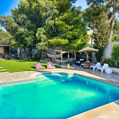 Villa Prestige 5 Etoiles, Piscine, Jacuzzi & Vue - Climatisation