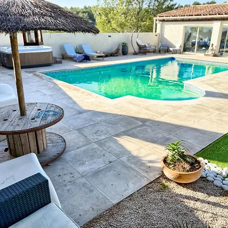 Prestige 5 Etoiles, Piscine, Jacuzzi & Vue - Climatisation