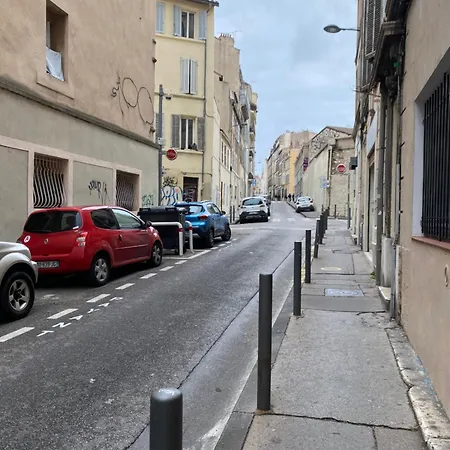 Apartment Flc - Charming T1bis 10mn Cours Julien-nt Dame Du Mont