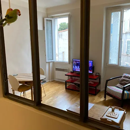 Apartment Flc - Charming T1bis 10mn Cours Julien-nt Dame Du Mont *