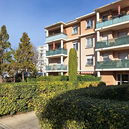 Parc De La Roseraie Apartment Marseille