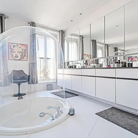 Loft Stern, Carre D'or Marseille, 10 Pers, 3 Chambres, 260 M2, Dernier Etage * Marseille