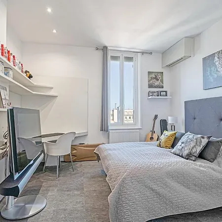 Loft Stern, Carre D'or Marseille, 10 Pers, 3 Chambres, 260 M2, Dernier Etage Apartment Marseille