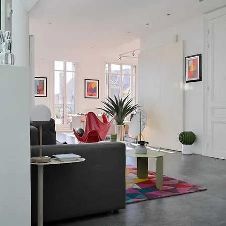 Apartment Loft Stern, Carre D'or Marseille, 10 Pers, 3 Chambres, 260 M2, Dernier Etage *