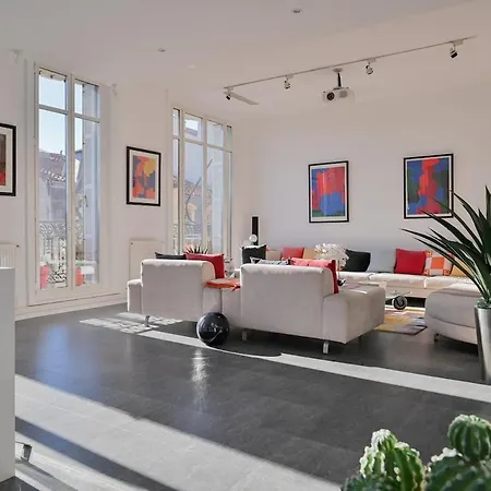 Apartment Loft Stern, Carre D'or Marseille, 10 Pers, 3 Chambres, 260 M2, Dernier Etage Marseille