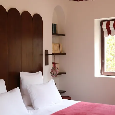 Les De La Releve Bed & Breakfast *
