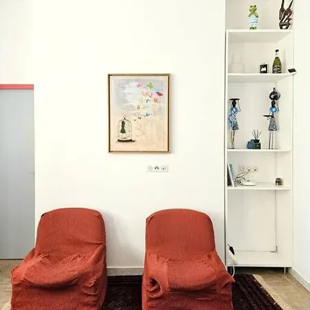 3 Bedroom With Beautiful View Old Port Apartment Marseille