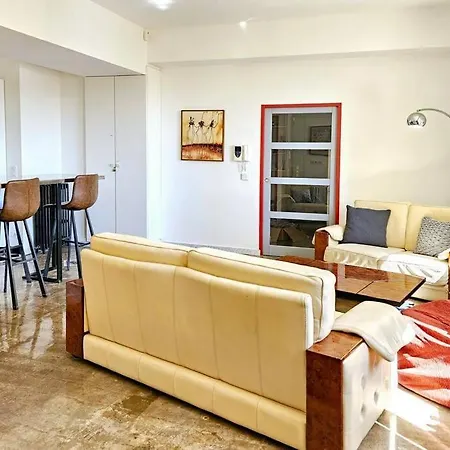 3 Bedroom With Beautiful View Old Port Marseille