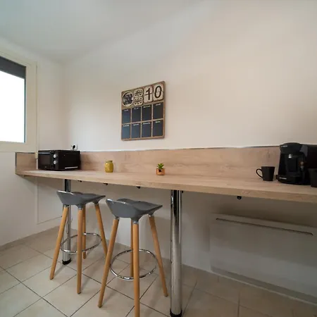 3 Avec Terrasse Et Parking Apartment