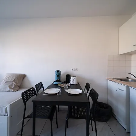 Appartement Equipe Avec Parking A 6min A Pied De La Gare St Charles