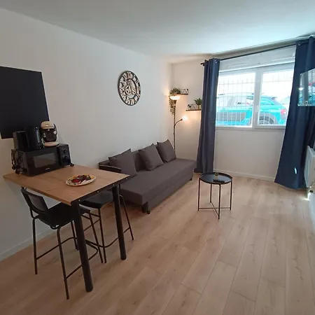 Appartement Equipe Avec Parking A 6min A Pied De La Gare St Charles