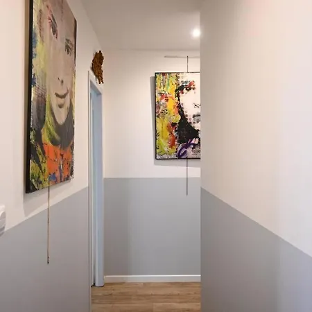 Le Bobo Vieux Port Apartment