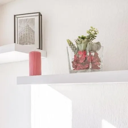 Mignon Pour 2 Pers, Quartier Metro A 1min Apartment