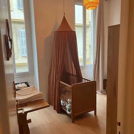 Joli Nid Lumineux Ideal Famille, La Plaine Cours Ju Apartment *