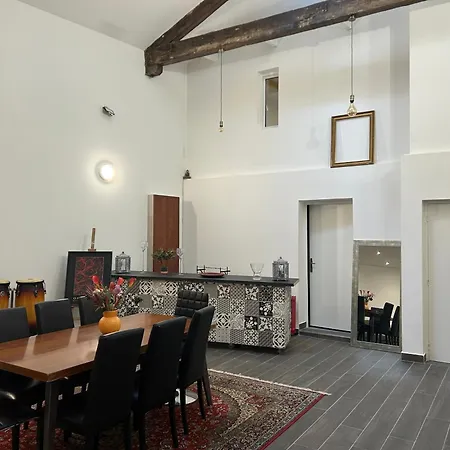 Le Monte Cristo Apartment