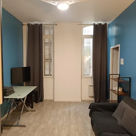 Beau 2 Pieces Vieux Port De Apartment *