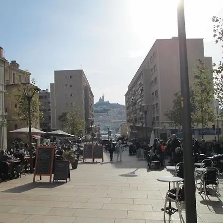 Apartment Avec Vue En Plein Coeur Du Panier *