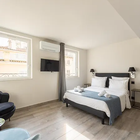 Paradise Earth & Sea Hotel apartamentowy *