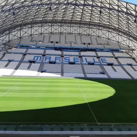 Beau Prado Parc Piscine Stade Marseille