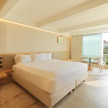 Hotel Le Petit - Passedat