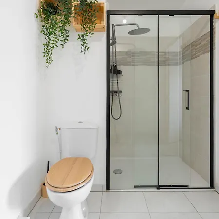 T2 Entre La Et Le Velodrome - Clim/parking Apartment