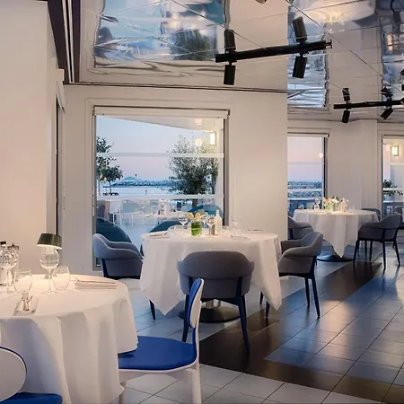 Nhow Hotel 4*