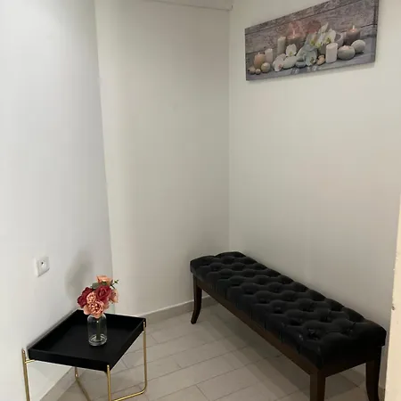 Apartment La Pointe Rouge Bord De