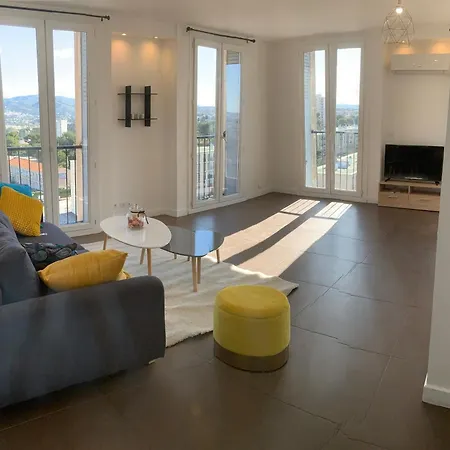 Tres Lumineux Saint Barnabe Apartment Marseille