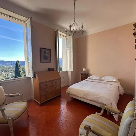 Bastide Provencale Avec Piscine