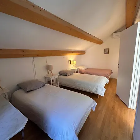 Bastide Provencale Avec Piscine Villa *