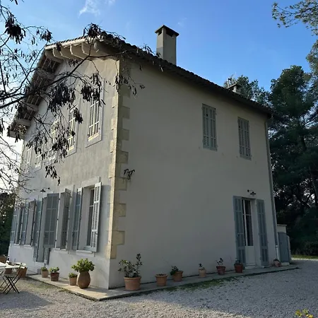 Villa Bastide Provencale Avec Piscine *