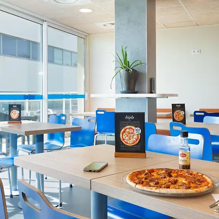 Ibis Budget L'estaque 2*