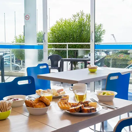 Ibis Budget L'estaque Hotel 2*