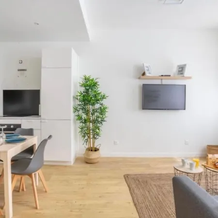 Cosy Azur Au Coeur Du Vieux Port Apartmán