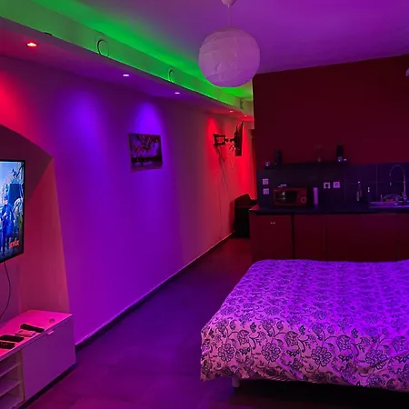 Guest house Loveroom *