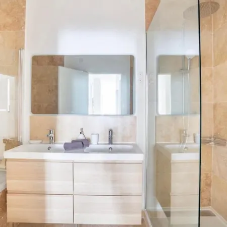 Cosy Azur Au Coeur Du Vieux Port Apartmán *
