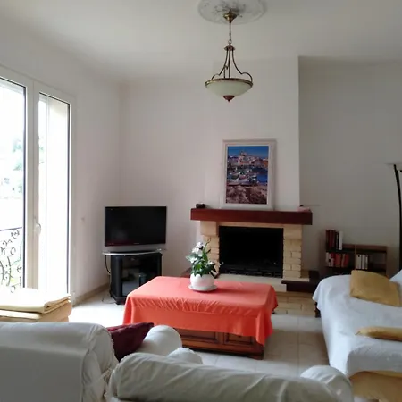Proche Du Prophete Homestay *