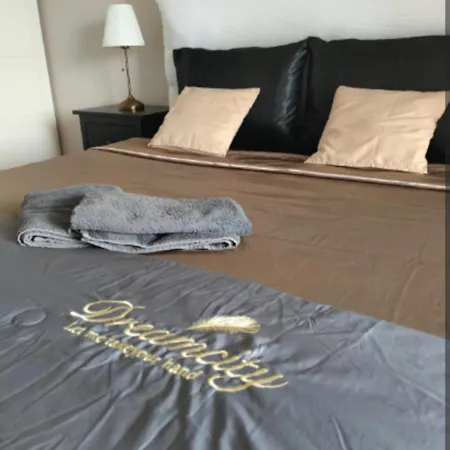 Homestay Entre Et Stade Velodrome *