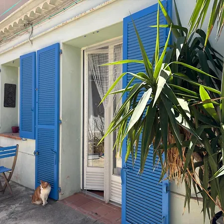 Holiday home Charmante Petite Maison Entre Et Vieux Port *