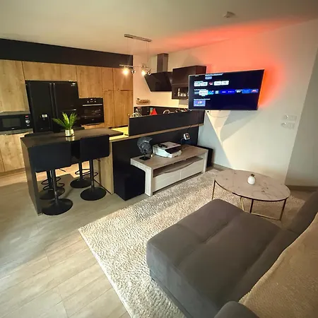 Pied-A-Terre De Reve A Marseille - Confort & Style & Moderne & Equipe & Cosy Apartment *
